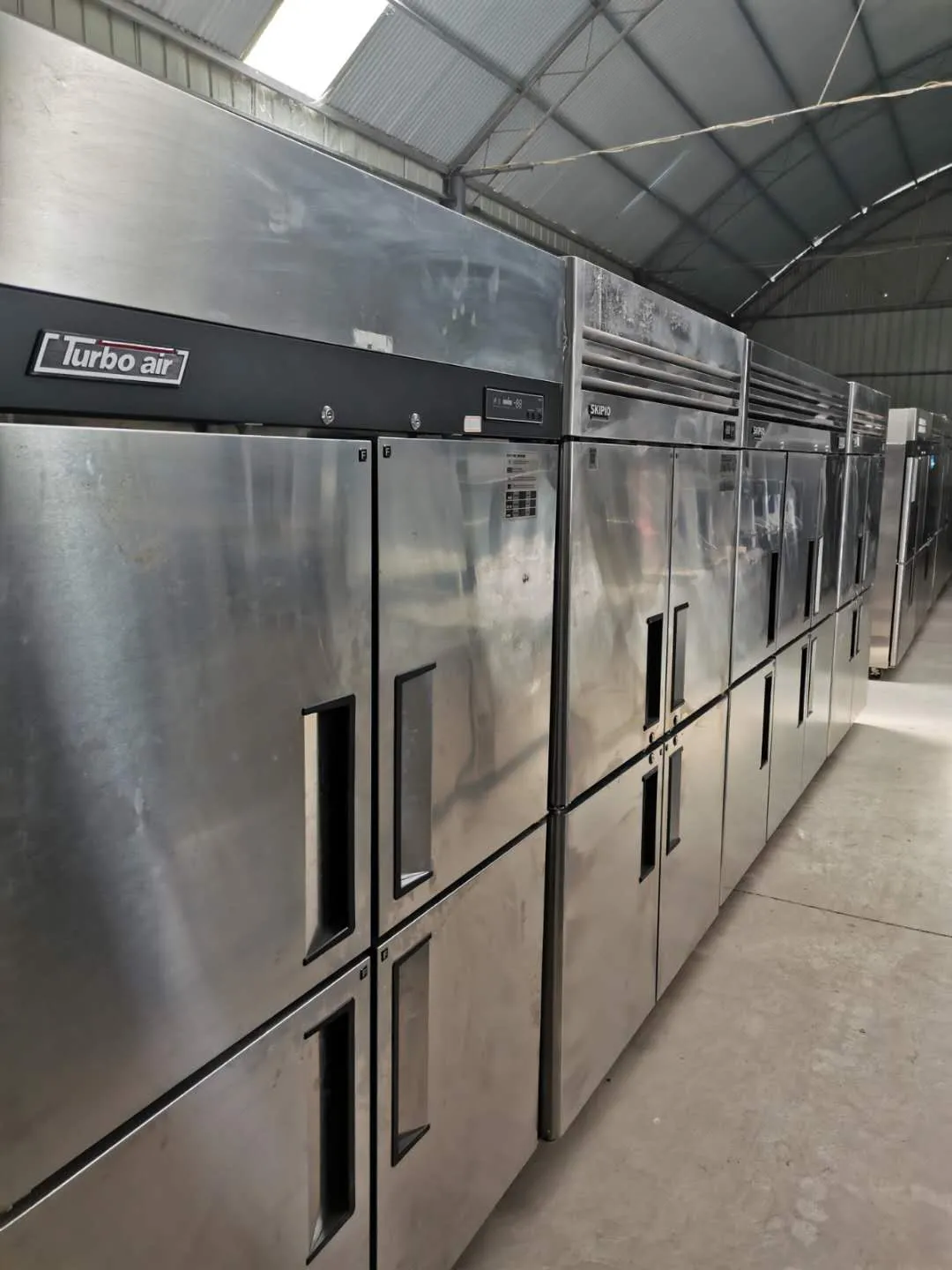 上海烘焙设备回收 上海蛋糕房设备回收 回收烤箱 操作台冰柜回收
